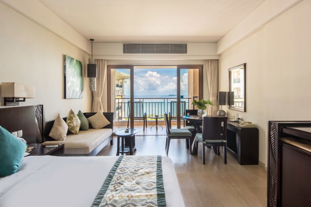 Supreme Seaview Room, Howard Johnson Resort Sanya Bay 5*