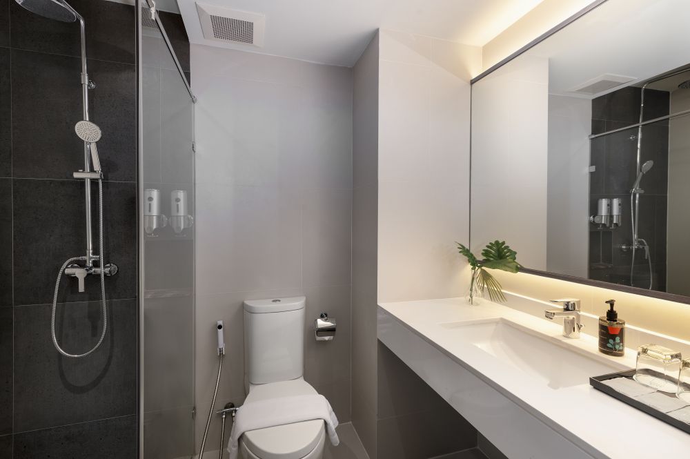 Suite, Cross Vibe Bangkok Sukhumvit Hotel 4*