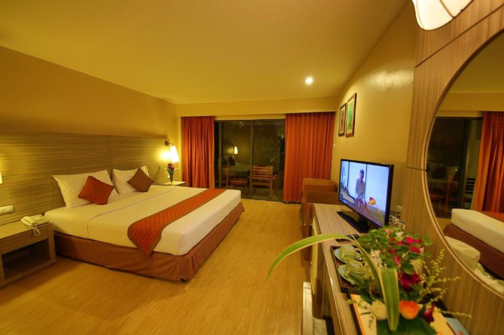 Superior GV/PV, The Green Park Resort 4*