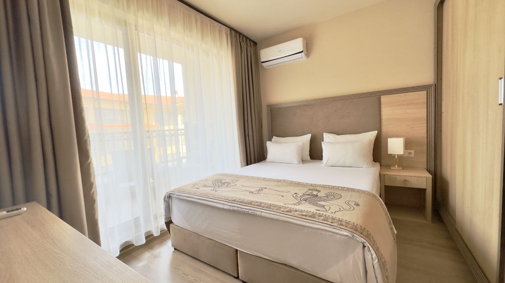 Double Promo Room, Argisht Partez 4*