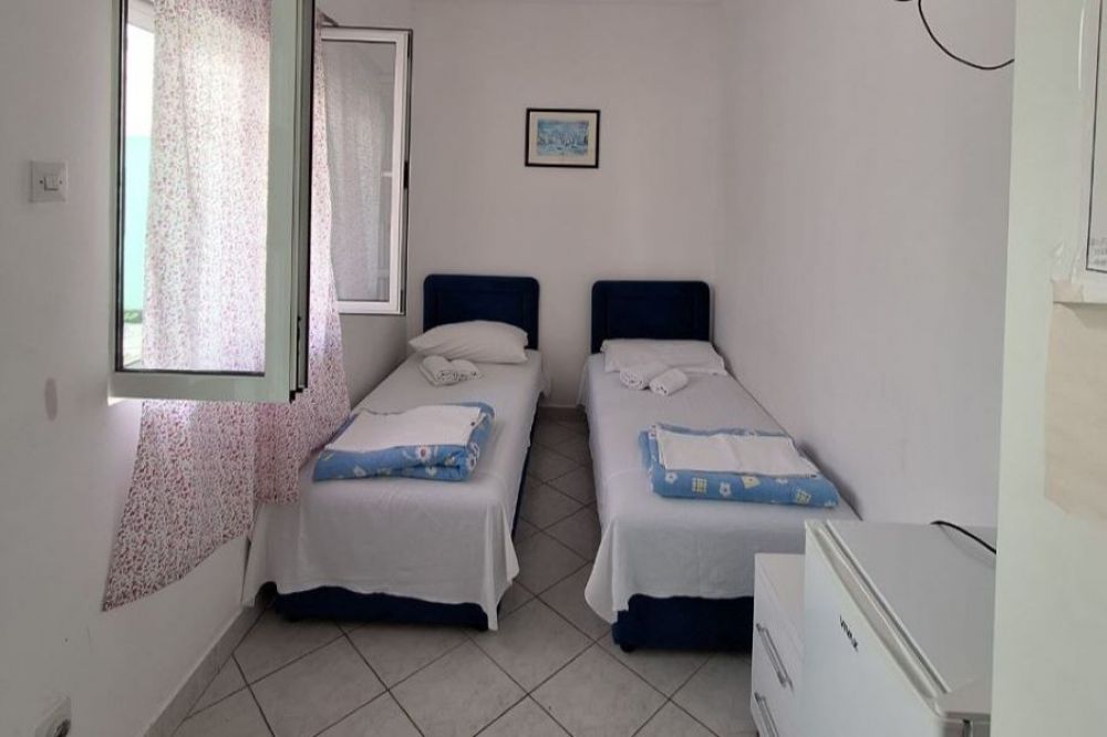 Twin Ground Floor, Korac Rooms Villa 3*
