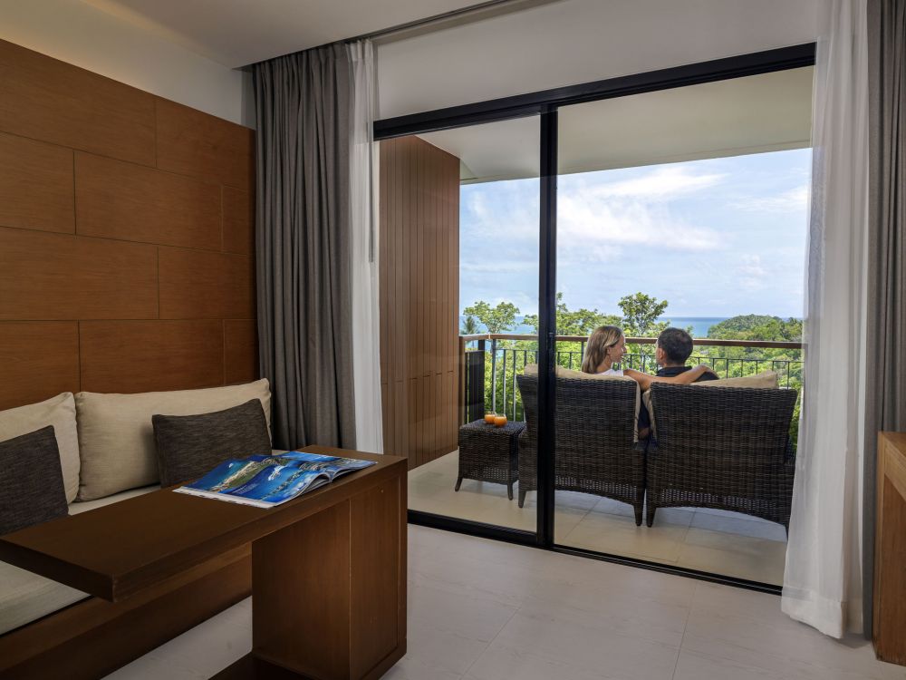 Deluxe Room Pool View/Sea View King + Sofa Bed, Novotel Phuket Kata Avista Resort & Spa 5*