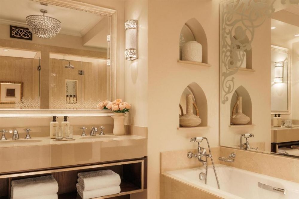 Arabian Court Garden Family Room, One & Only Royal Mirage 5*