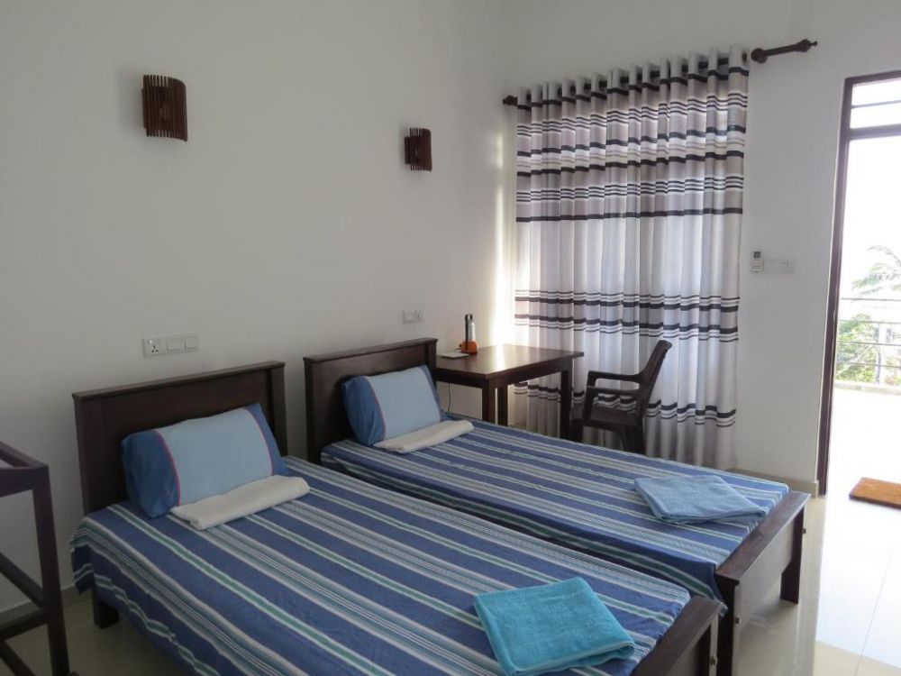 Deluxe Room DBL/Twin Balcony Sea View (Third Floor), Sailors Mirissa 3*
