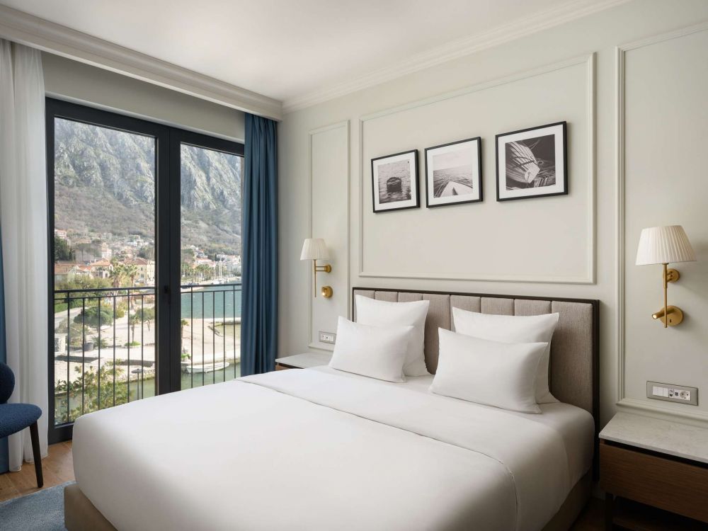 Deluxe Apartment with 1 Bedroom | 1 double bed and sofa, Mövenpick Hotel & Residences Teuta Kotor Bay 5*