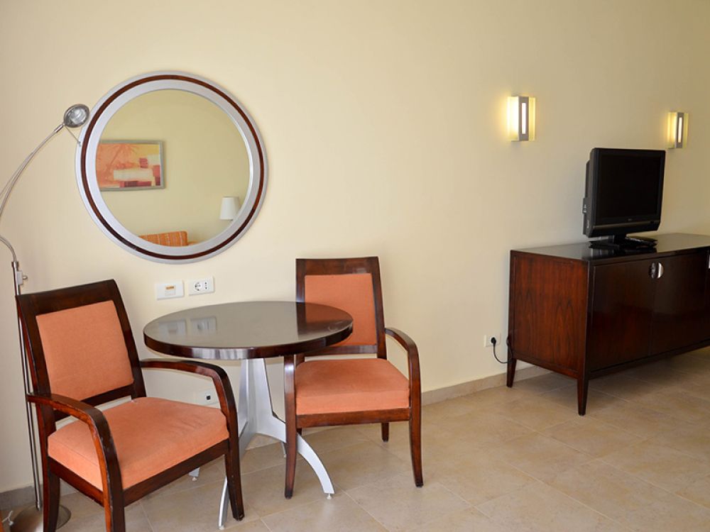 Mountainside Deluxe Room Pool View (ex.Deluxe Pool View), Doubletree By Hilton Sharm Bay Resort Mountain Side 4*