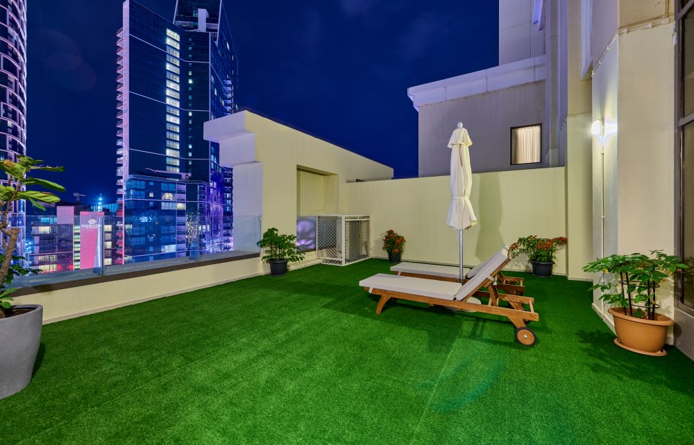 Two-bedroom Penthouse Suite Terrace, Ramada Hotel & Suites By Wyndham Jbr (ex. Hawthorn Suites) 4*