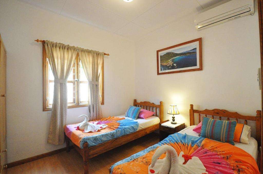 2 Bedroom Family Villa, Acquario Self Catering 