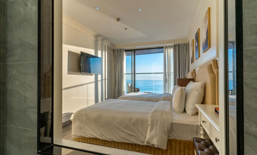 Senior Ocean View, La Vague Hotel 3*